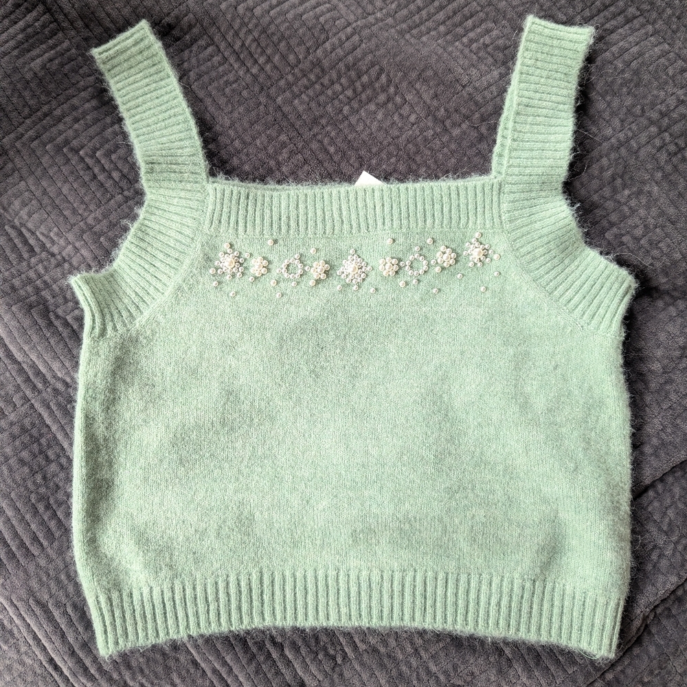 ZARA KNIT TOP WITH PEARLS